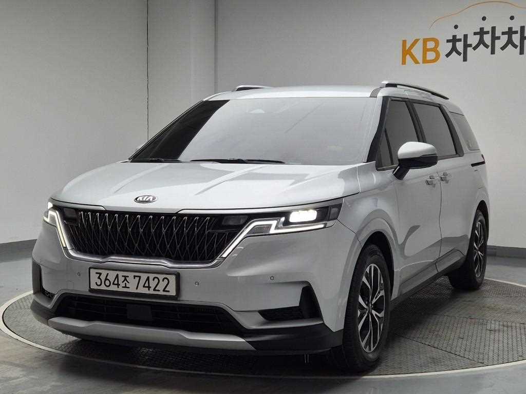 KIA Carnival 2021 Plateado - Importación desde Corea - HF Imports Iquique - Foto 1