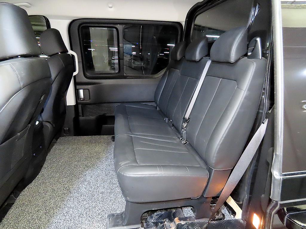 HYUNDAI Staria - Vista 7