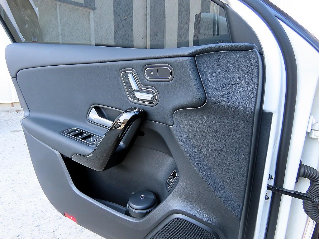 Mercedes Benz A Class - Vista 11