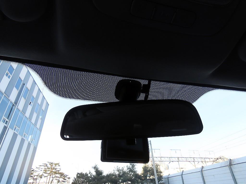 HYUNDAI Starex 2016 Blanco - Importación desde Corea - HF Imports Iquique - Foto 16