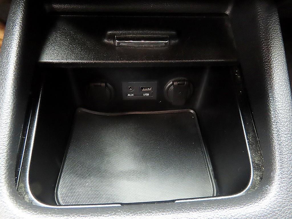 KIA K3 2015 Negro - Importación desde Corea - HF Imports Iquique - Foto 14