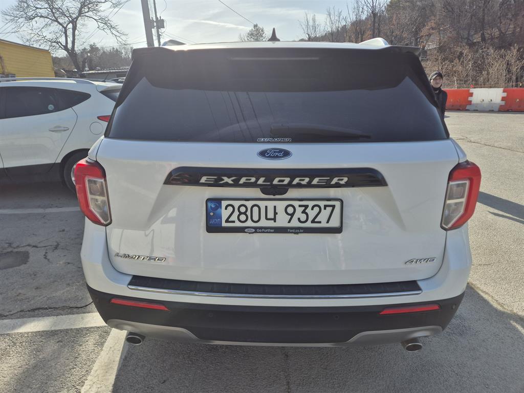 Ford Explorer - Vista 3