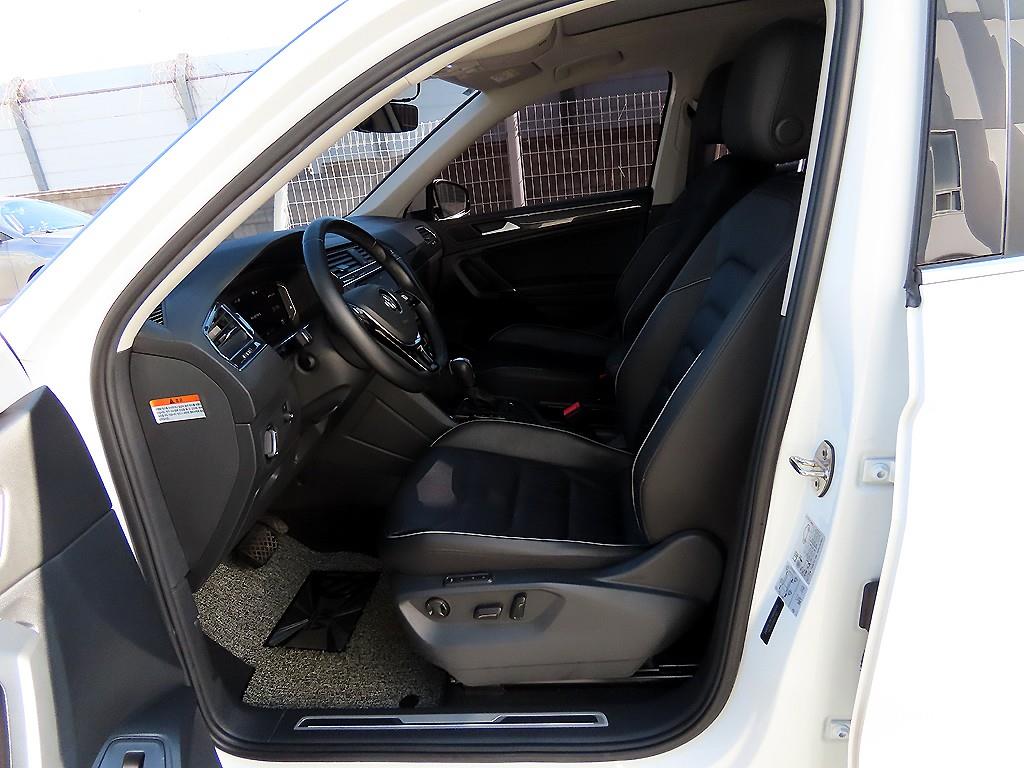 Volkswagen Tiguan - Vista 5