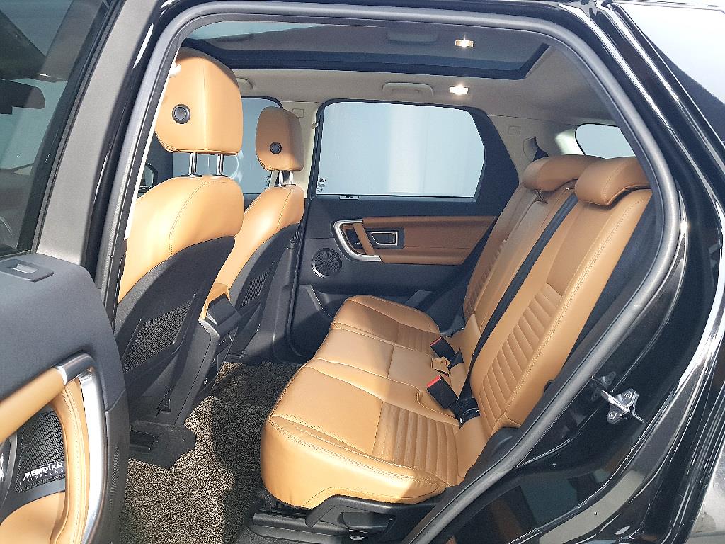 Land Rover Discovery Sports - Vista 9