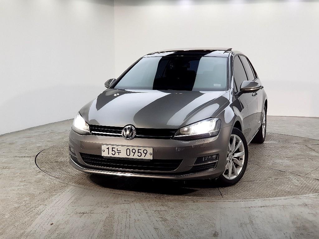 Volkswagen Golf - Vista 2