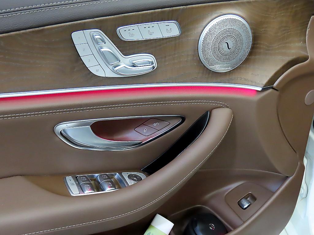 Mercedes Benz E class 2020 Blanco - Importación desde Corea - HF Imports Iquique - Foto 15