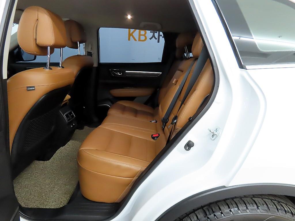 SAMSUNG QM6 - Vista 6