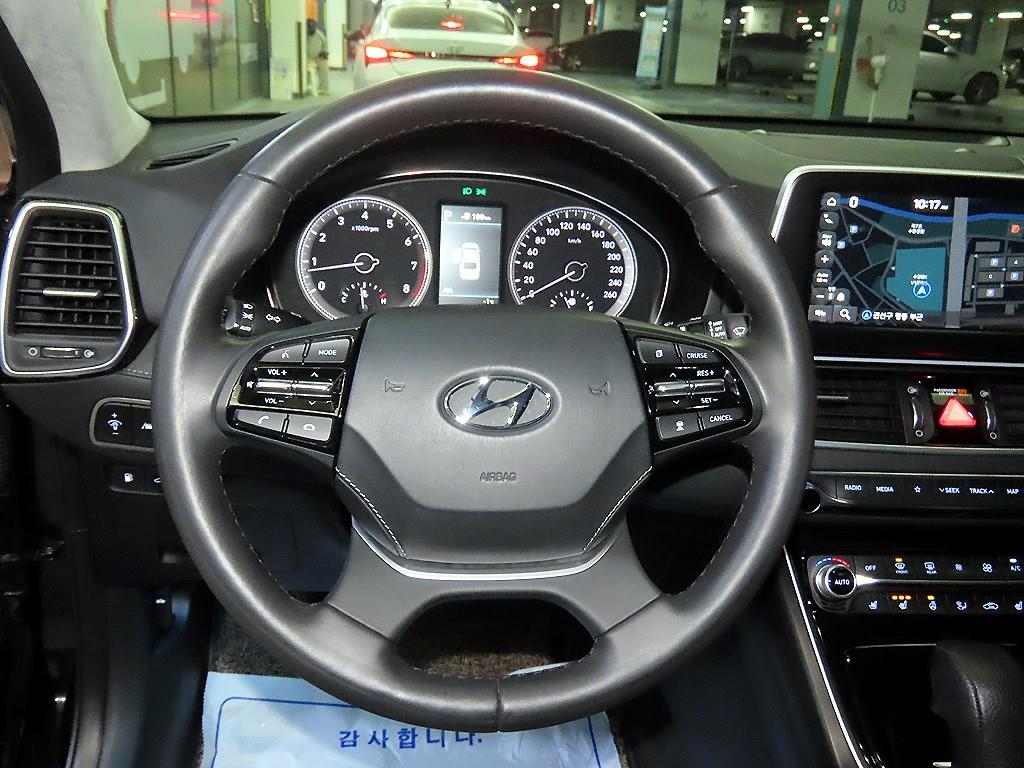 HYUNDAI Grandeur - Vista 8