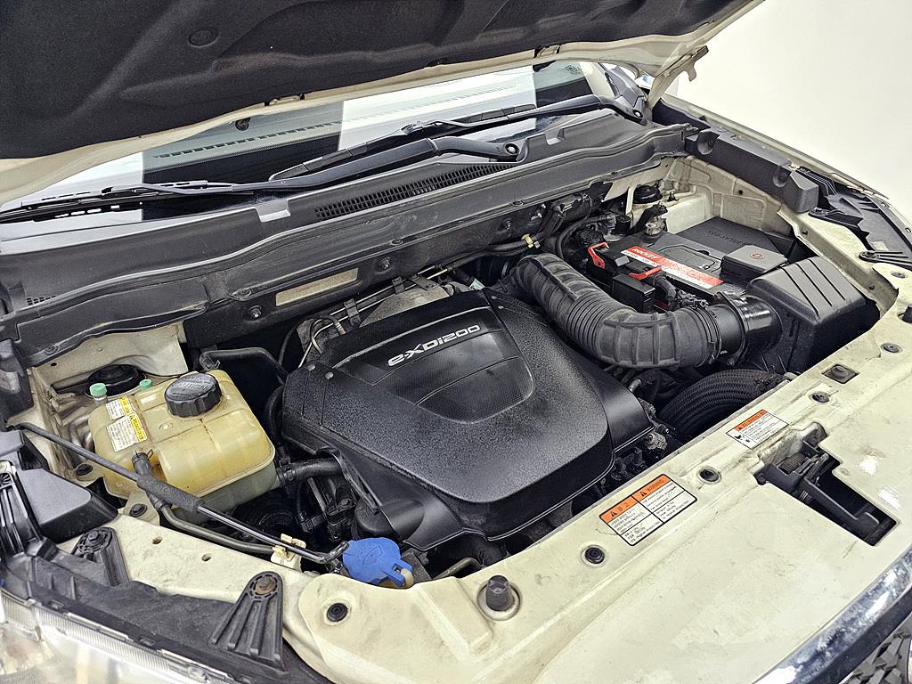 Ssangyong Korando - Vista 6