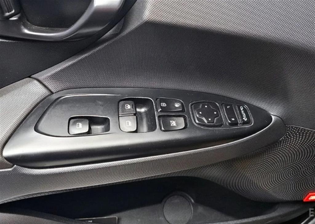 HYUNDAI Veloster 2019 Negro - Importación desde Corea - HF Imports Iquique - Foto 18