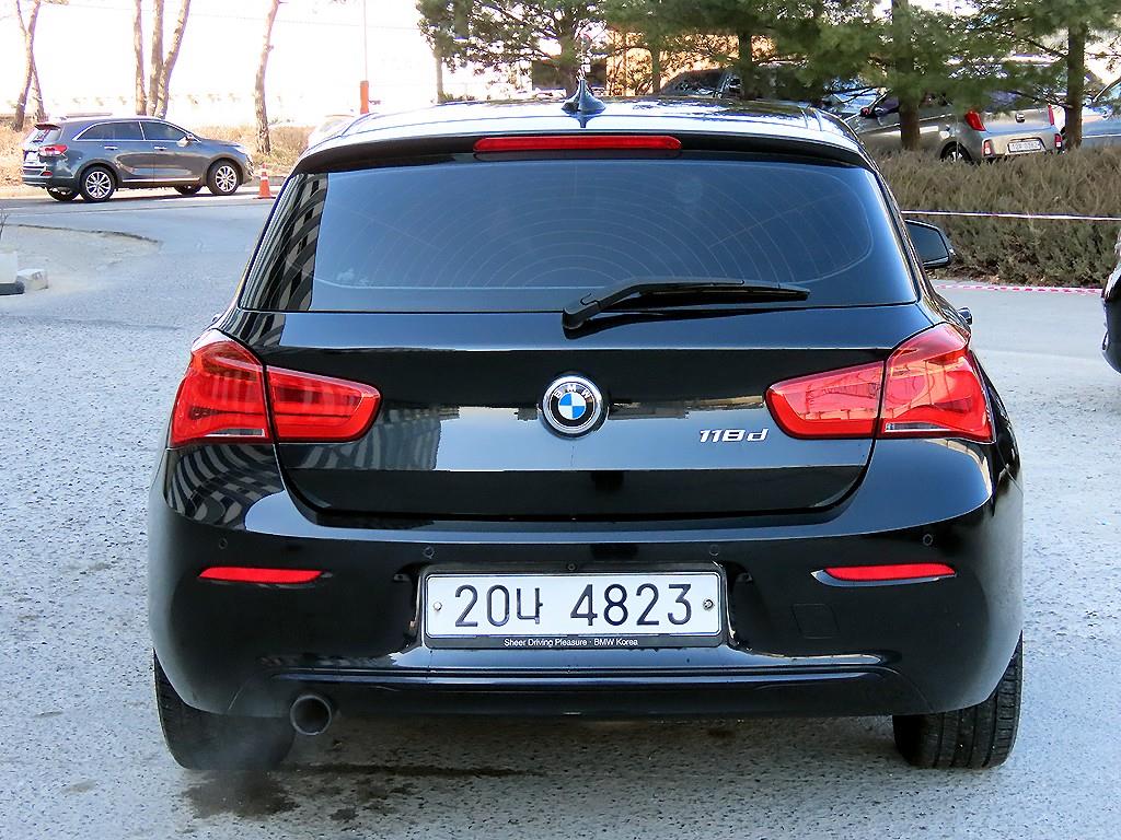 BMW 1 series - Vista 4
