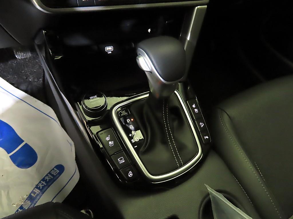 KIA Seltos - Vista 12