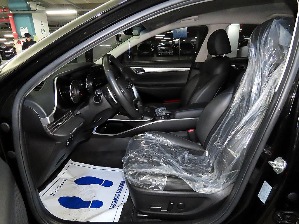 HYUNDAI Grandeur - Vista 6