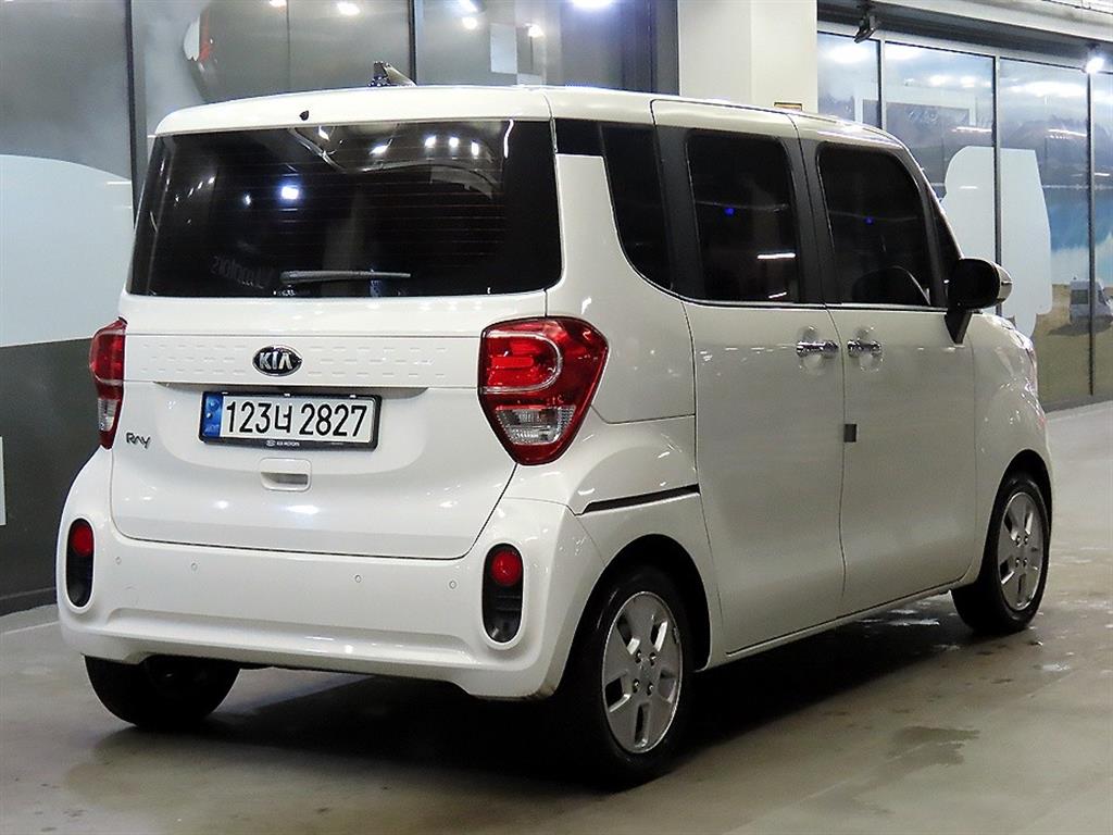 KIA Ray - Vista 4