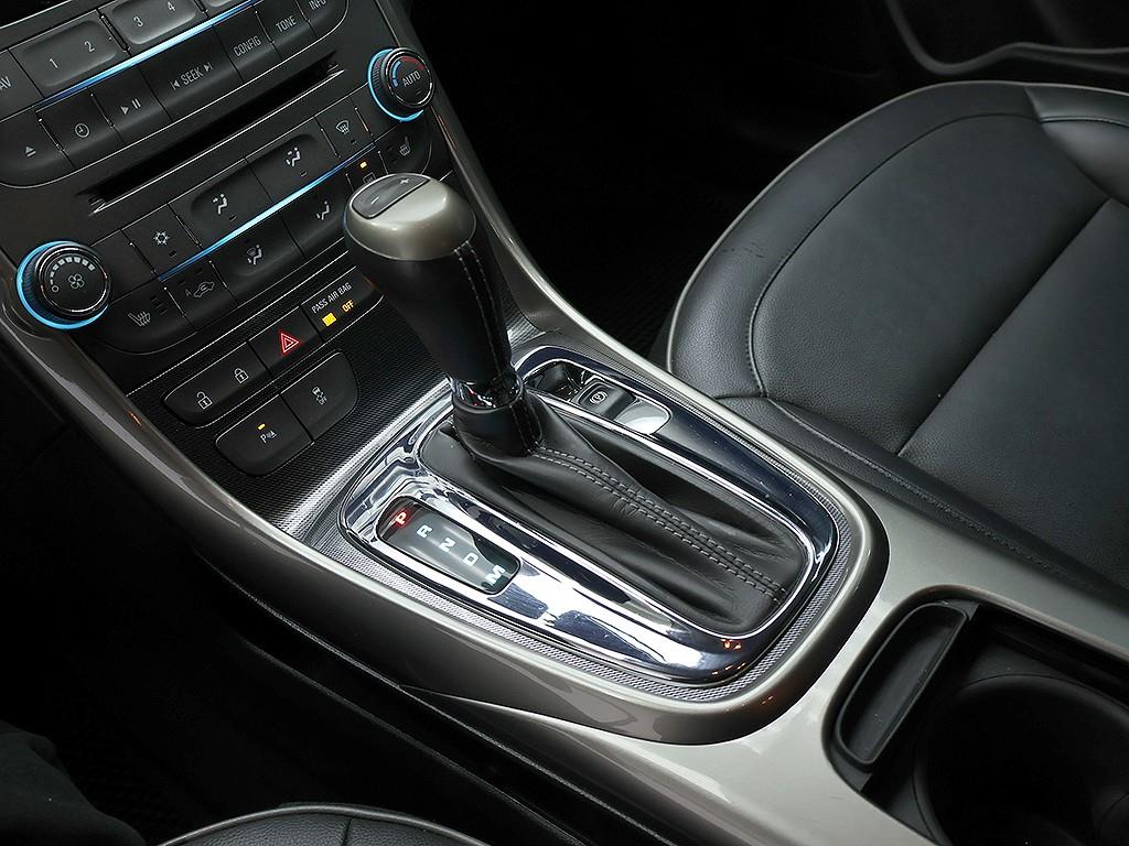 Chevrolet Malibu 2012 Negro - Importación desde Corea - HF Imports Iquique - Foto 10