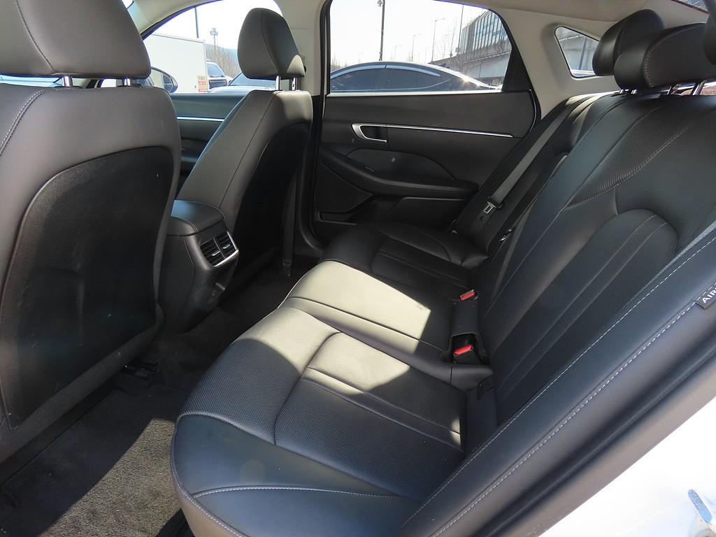 HYUNDAI Sonata - Vista 6