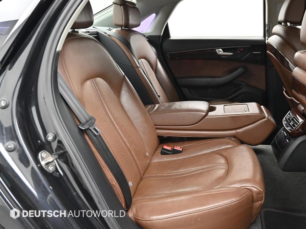 Audi A8 - Vista 12