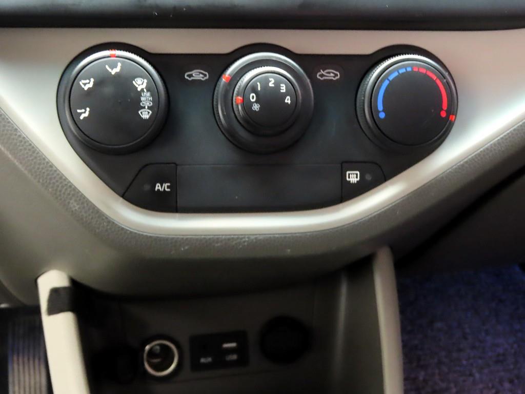 KIA Morning - Vista 10