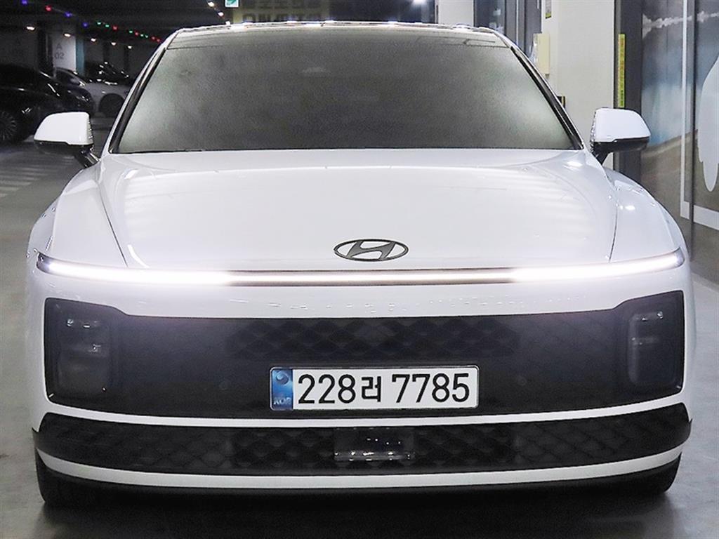 HYUNDAI Grandeur - Vista 2