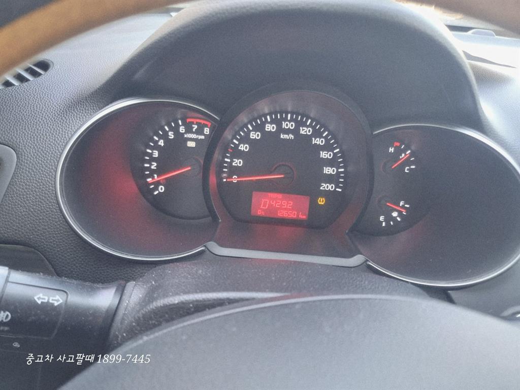 KIA Morning - Vista 4