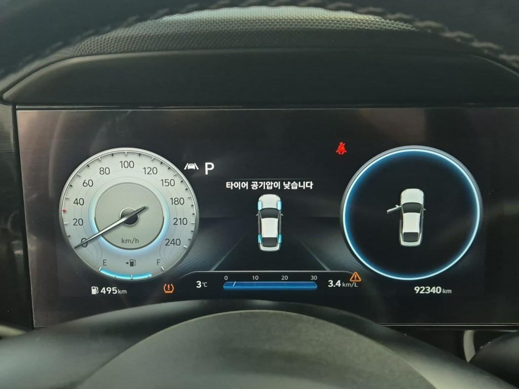 HYUNDAI Avante - Vista 6