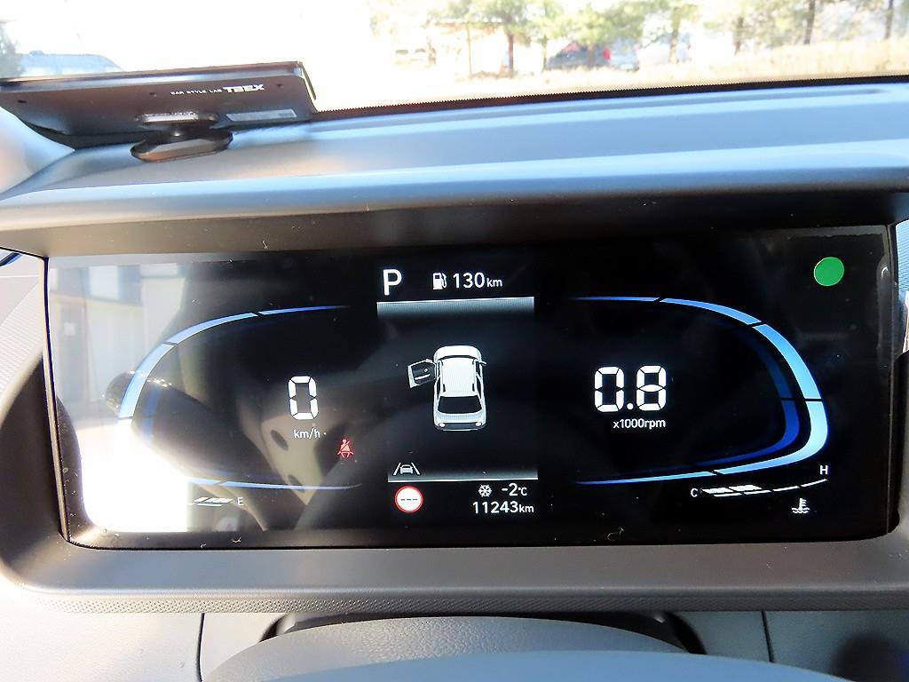 HYUNDAI Casper - Vista 9