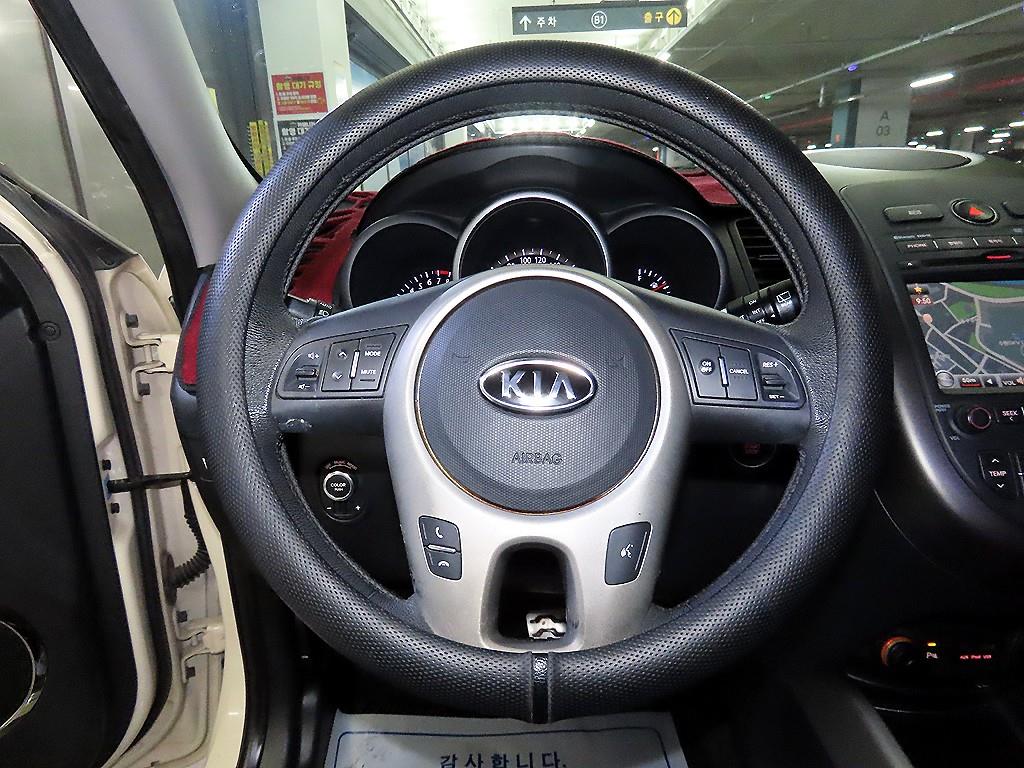 KIA Soul - Vista 8