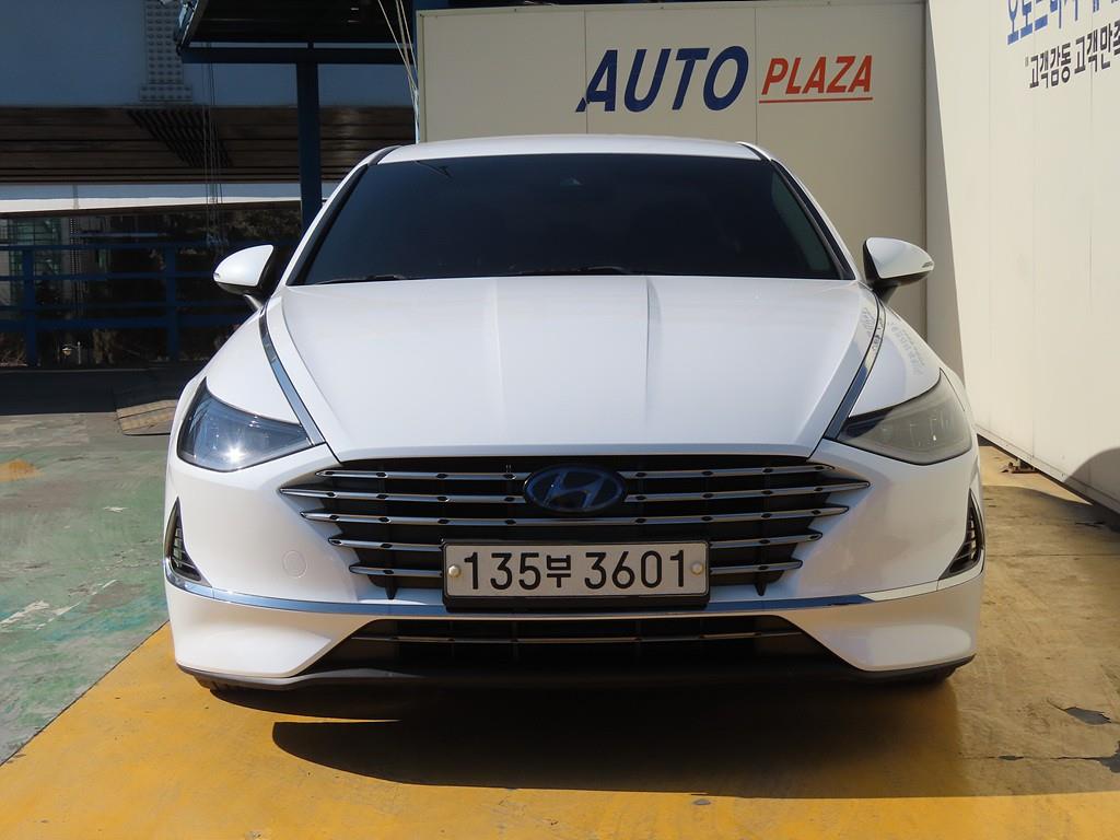 HYUNDAI Sonata - Vista 2