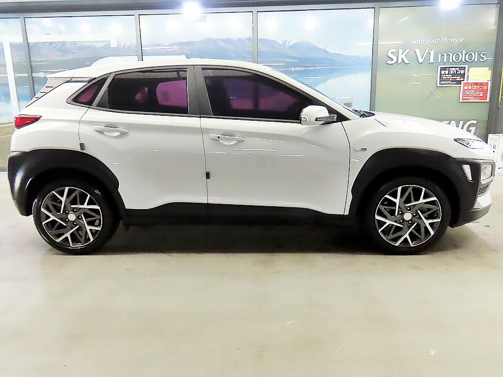 HYUNDAI Kona - Vista 3