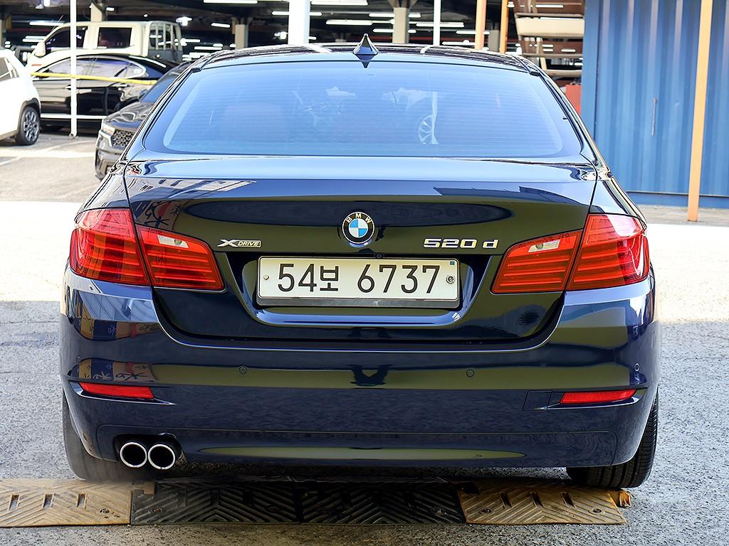 BMW 5 Series - Vista 5
