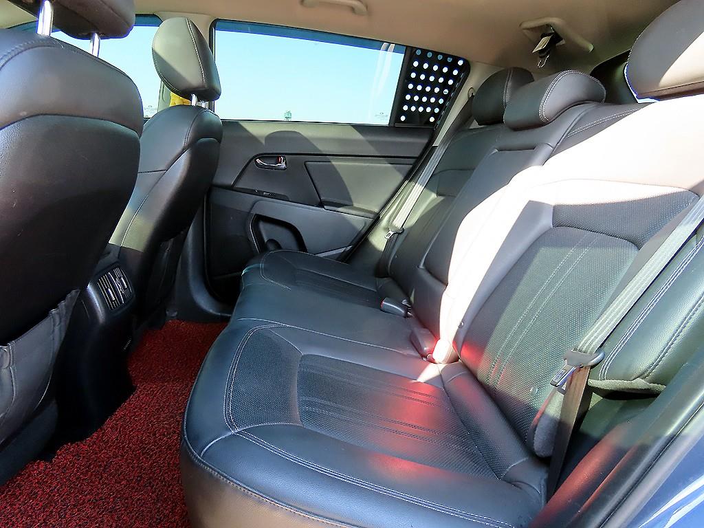 KIA Sportage - Vista 6