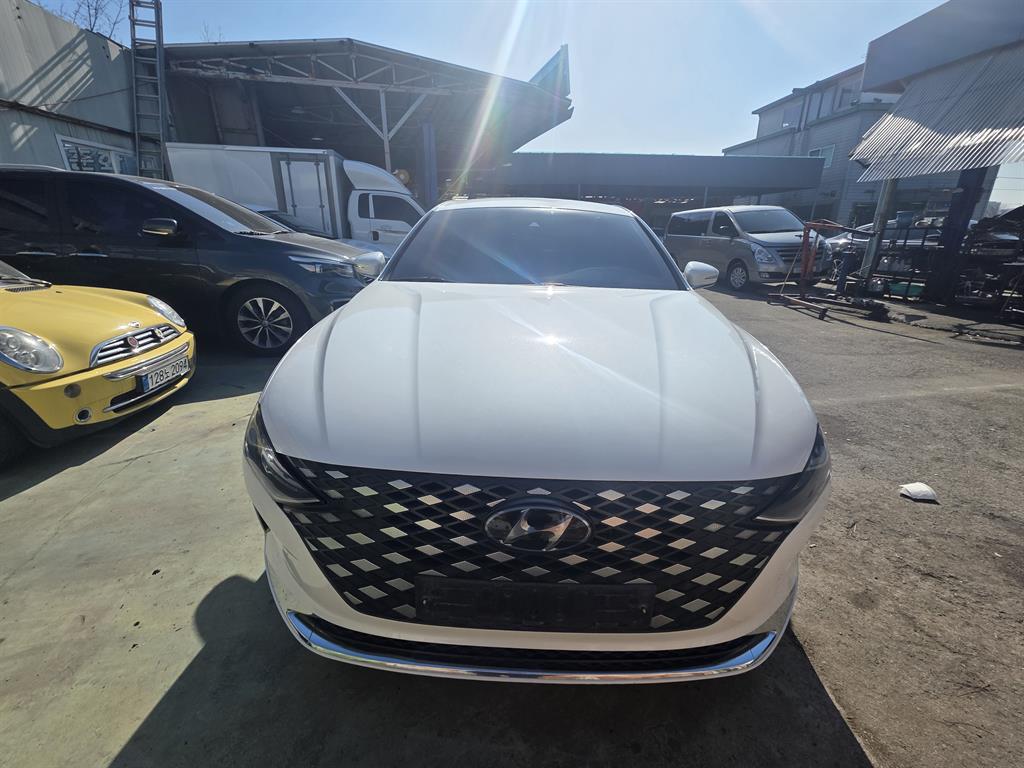 HYUNDAI Grandeur 2023 Blanco - Importación desde Corea - HF Imports Iquique - Foto 1