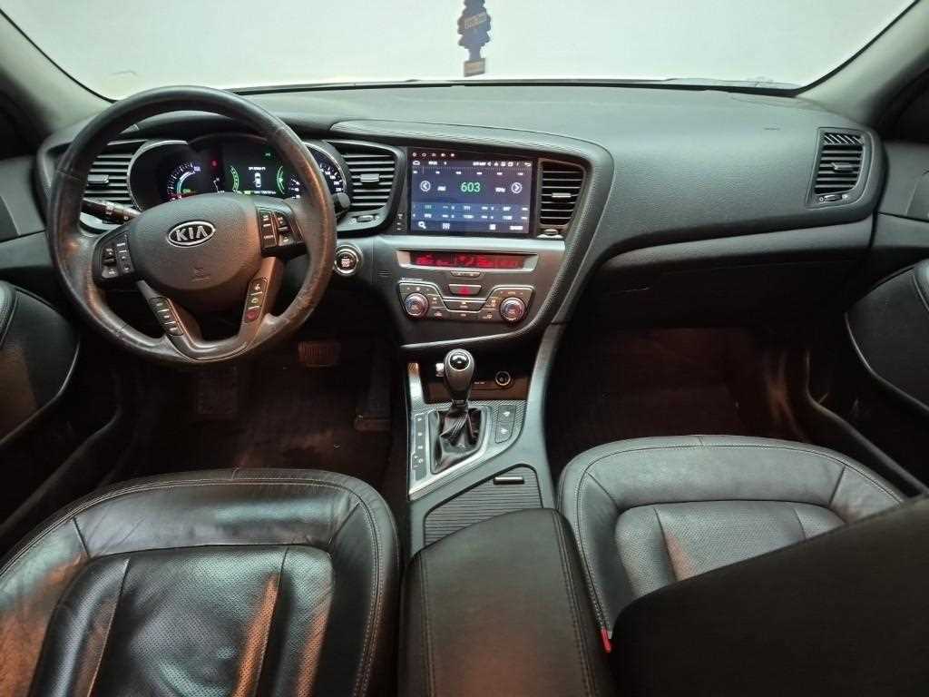 KIA K5 - Vista 7