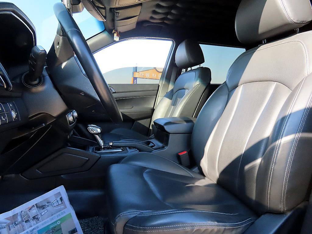 Ssangyong Rexton - Vista 6