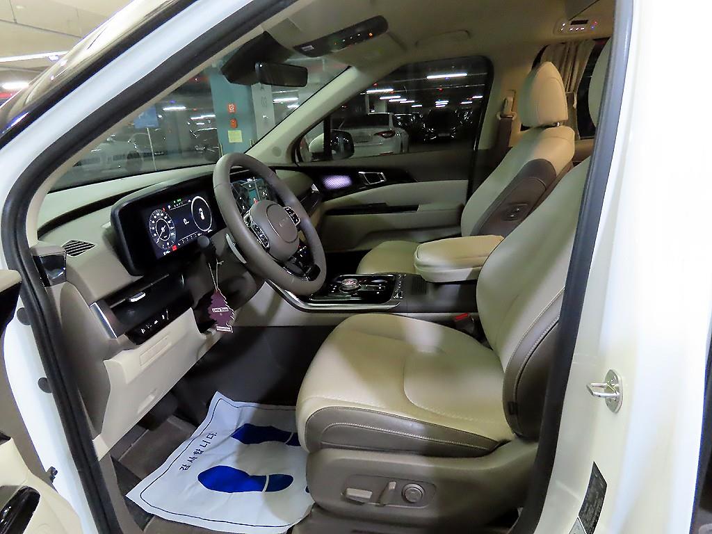 KIA Carnival - Vista 6