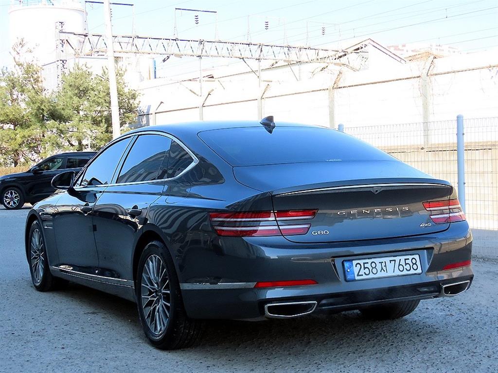 Genesis G80 - Vista 3