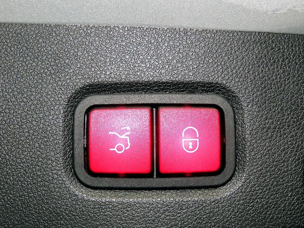 Mercedes Benz CLS Class 2012 Plateado - Importación desde Corea - HF Imports Iquique - Foto 17