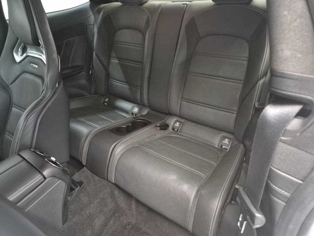 Mercedes Benz C Class - Vista 12