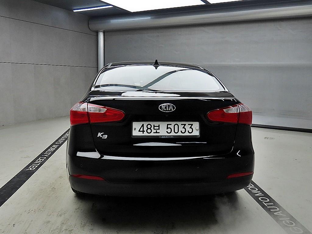 KIA K3 - Vista 3