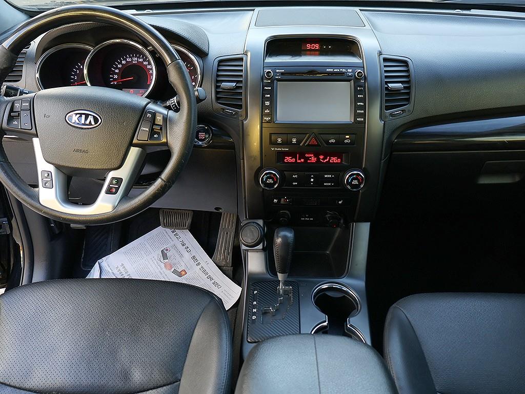 KIA Sorento - Vista 9