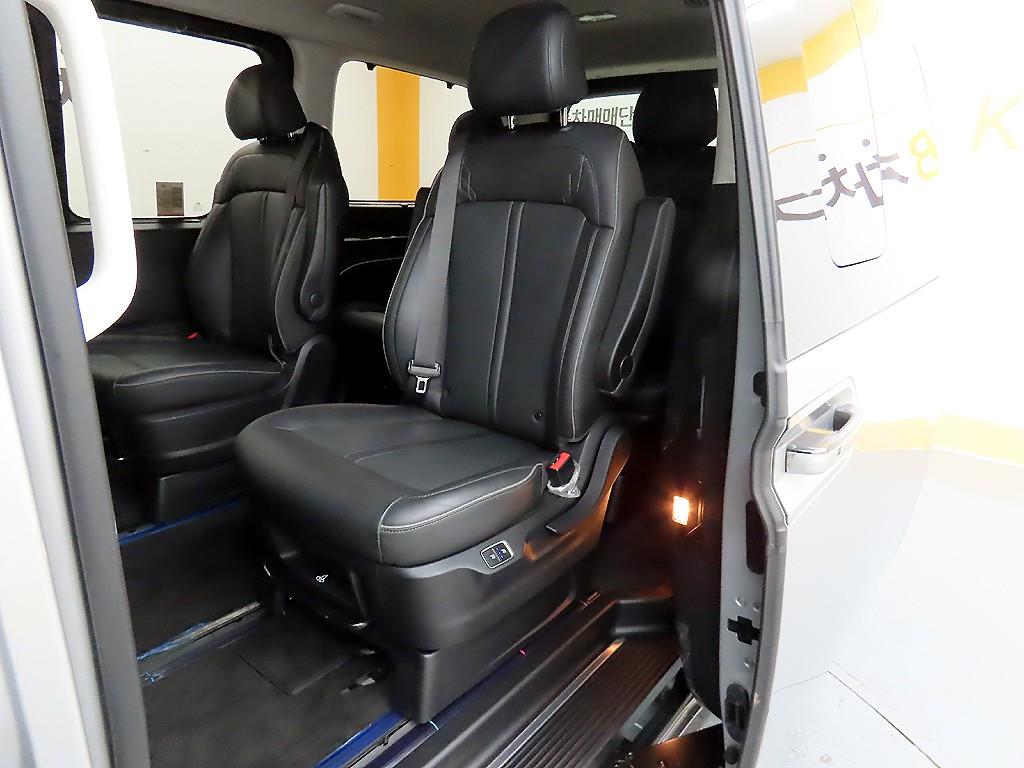 HYUNDAI Staria - Vista 6