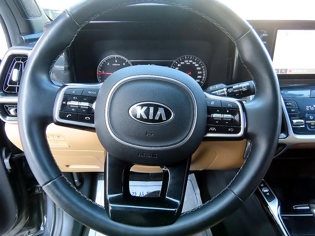 KIA Sorento - Vista 8