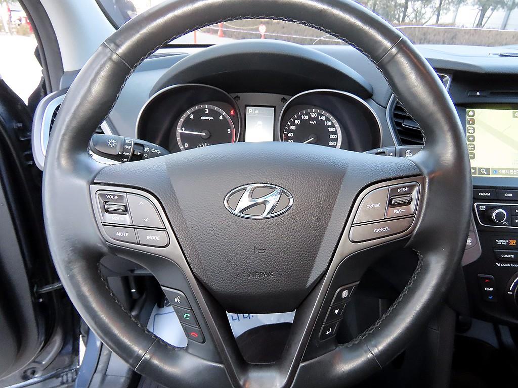 HYUNDAI Santa Fe - Vista 8