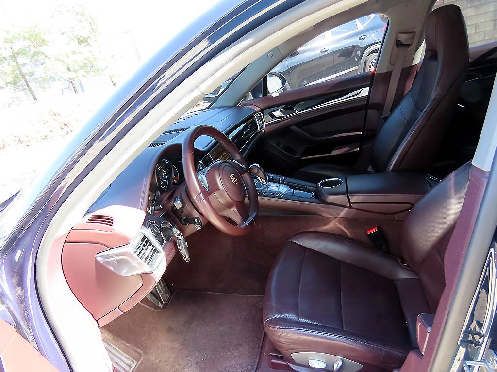 Porsche Panamera - Vista 5