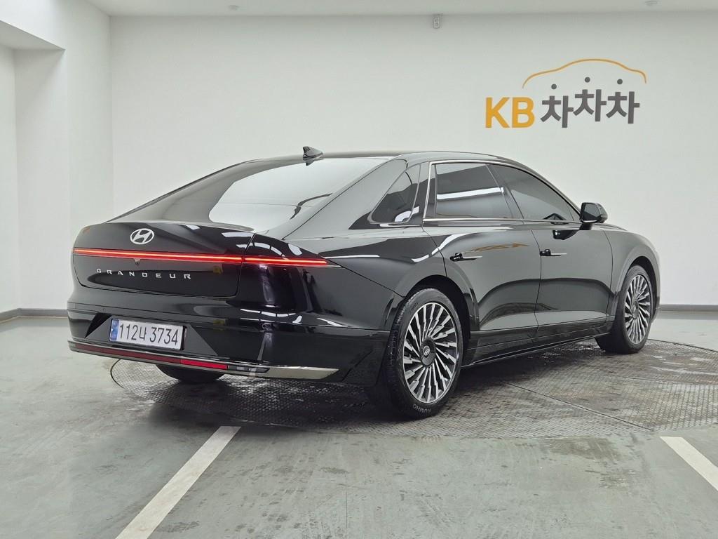 HYUNDAI Grandeur - Vista 4