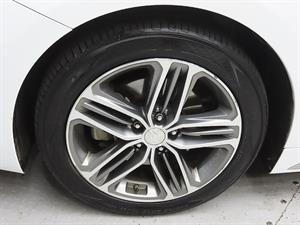 HYUNDAI Grandeur - Vista 10