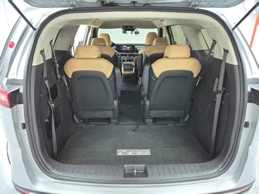 KIA Carnival 2021 Plateado - Importación desde Corea - HF Imports Iquique - Foto 18