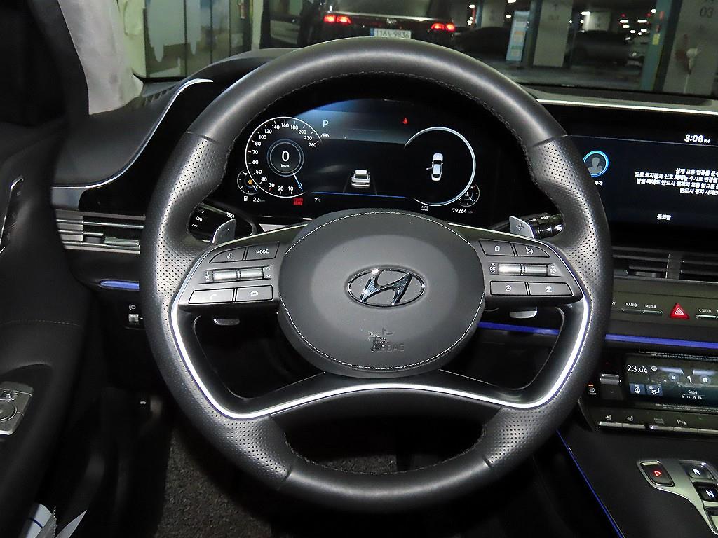 HYUNDAI Grandeur - Vista 8