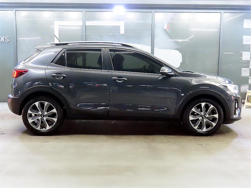 KIA Stonic - Vista 3
