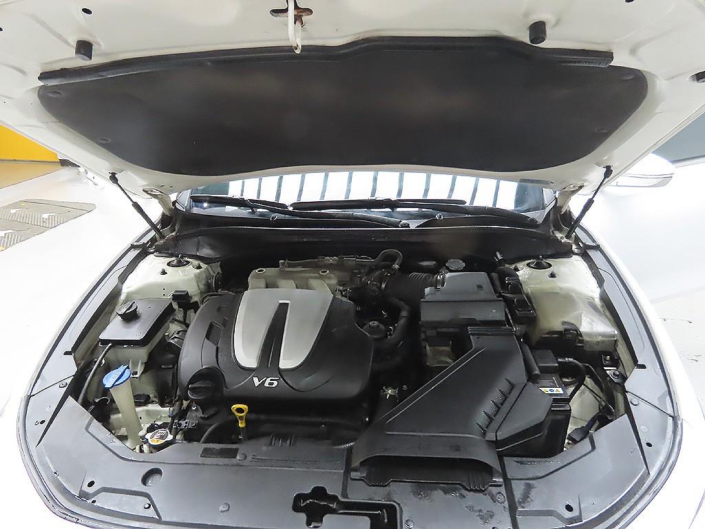 HYUNDAI Grandeur 2018 Blanco - Importación desde Corea - HF Imports Iquique - Foto 8